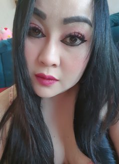 Jenny Nuru & Prostate Massage - puta in Al Manama Photo 3 of 5