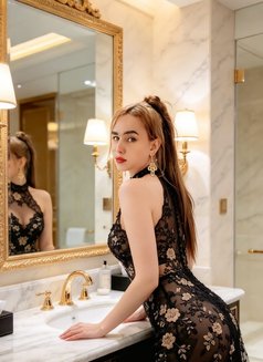 Jenny Palmanz - Transsexual escort in Dubai Photo 21 of 29