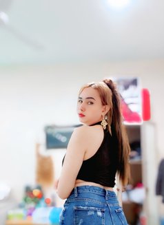 Jenny Palmanz - Transsexual escort in Dubai Photo 22 of 29