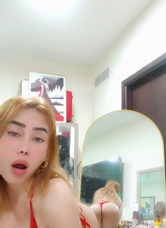 Jenny Palmanz - Transsexual escort in Dubai Photo 26 of 29