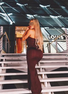 Jenny Peaches - escort in Singapore Photo 13 of 15