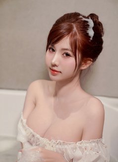 Jenny Queen - puta in Da Nang Photo 6 of 10