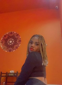 Jenny Sexy - puta in Benin City Photo 2 of 3