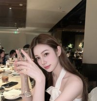 Jenny - escort in Bangkok Photo 1 of 4