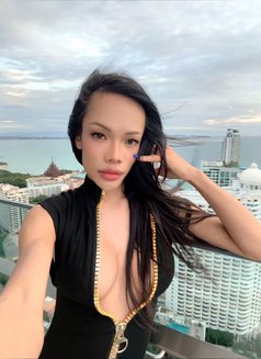 Jenny so hot Both - masseuse in Pattaya Photo 12 of 13