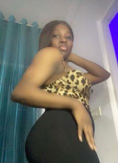 Jenny - escort in New Delhi Photo 2 of 4