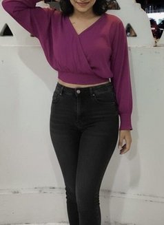 Jenny - escort in Colombo Photo 9 of 15