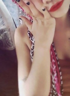 Jenny - escort in Colombo Photo 13 of 15