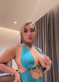 Jenny tan skin, hot girl 🫦 - escort in Riyadh Photo 7 of 7