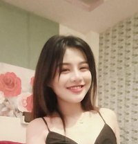 Jenny - escort in Gurgaon Photo 3 of 3
