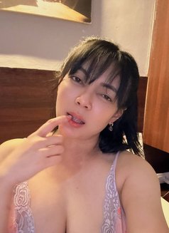 Jenny - escort in Gurgaon Photo 8 of 12