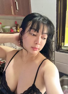 Jenny - escort in Gurgaon Photo 10 of 12