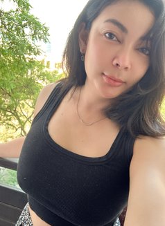 Jenny - escort in Gurgaon Photo 15 of 15