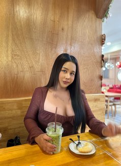 Jenny - adult performer in Krabi Photo 2 of 4