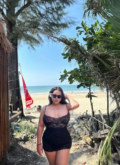 Jenny - adult performer in Krabi Photo 3 of 4