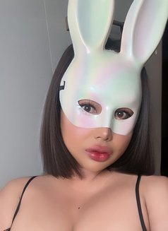 Jenny - adult performer in Krabi Photo 2 of 6