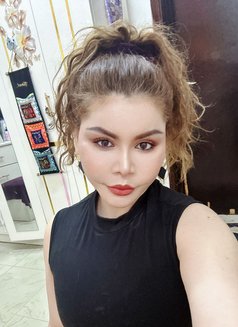 Jenny - escort in Muscat Photo 8 of 12