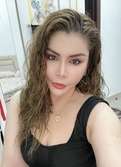 Jenny - escort in Muscat Photo 10 of 12