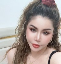 Jenny - escort in Muscat Photo 11 of 12