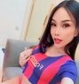 Jenny - Transsexual escort in Al Ain Photo 17 of 21