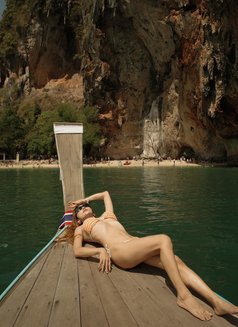 Jenny - Transsexual escort in Kuala Lumpur Photo 28 of 30