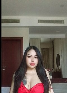 Jenny thai lady massage - puta in Al Manama Photo 1 of 18