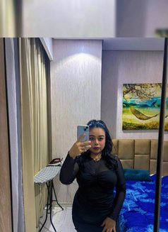 Jenny thai lady massage - puta in Al Manama Photo 10 of 18