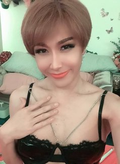 Jenny Ts - Transsexual escort in Abu Dhabi Photo 25 of 30