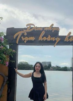 Jenny - escort in Ho Chi Minh City Photo 2 of 4