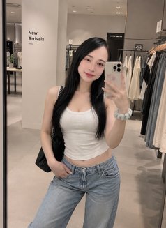 Jenny - escort in Ho Chi Minh City Photo 3 of 10