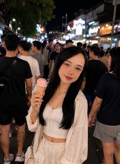 Jenny - escort in Ho Chi Minh City Photo 4 of 10