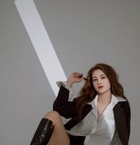 Jenny - escort in Muscat