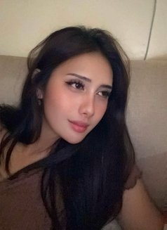 Jennyyyy - Transsexual escort in Bangkok Photo 5 of 8