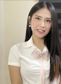 Jennyyyy - Transsexual escort in Bangkok Photo 7 of 8