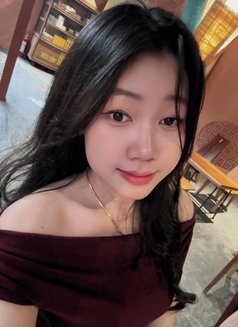 Jeny, a beautiful Korean call girl juffa - Masajista in Al Manama Photo 10 of 11