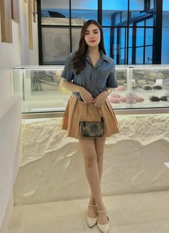 Jeny - puta in Bali Photo 2 of 7