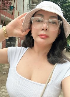 Jeny Thai - escort in Gurgaon Photo 14 of 16