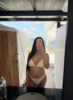 Jeraa - Transsexual escort in Dammam Photo 9 of 9