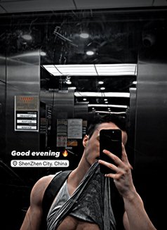 Jeremy - Male escort in Shenzhen Photo 5 of 6