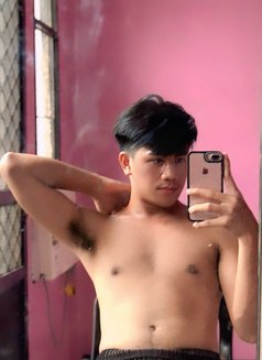 Jerico - Male escort in Manila Photo 3 of 11