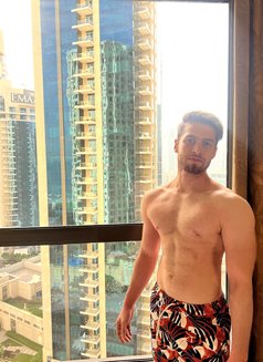 JERRY - Acompañantes masculino in Dubai Photo 12 of 14
