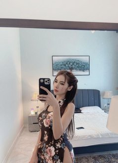 Jerry GFE good service - escort in Dubai Photo 2 of 3