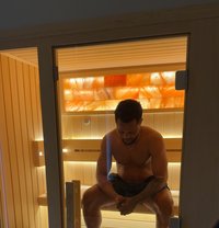 Jerry - Male escort in Dubai