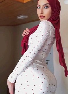 Jery - escort in İstanbul Photo 14 of 17