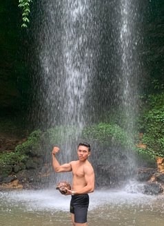 Jery Pratama - Male companion in Bali Photo 5 of 9