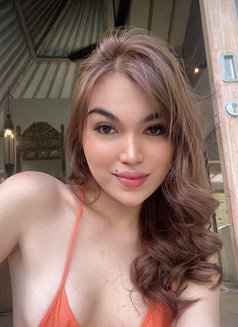 Jes - Transsexual escort in Cebu City Photo 16 of 17