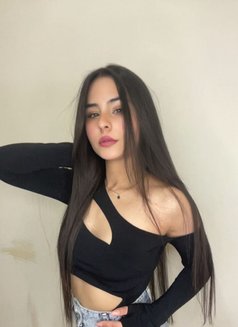Jesica - escort in Beirut Photo 1 of 12