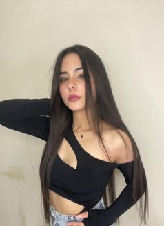 Jesica - escort in Beirut Photo 6 of 12