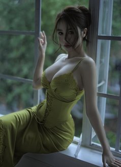 Jesica - escort in Bangkok Photo 10 of 14