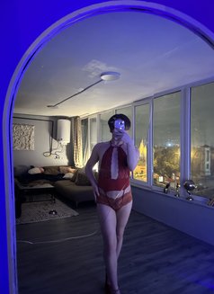jesica Top 🇷🇺 - Acompañantes transexual in Al Manama Photo 2 of 9